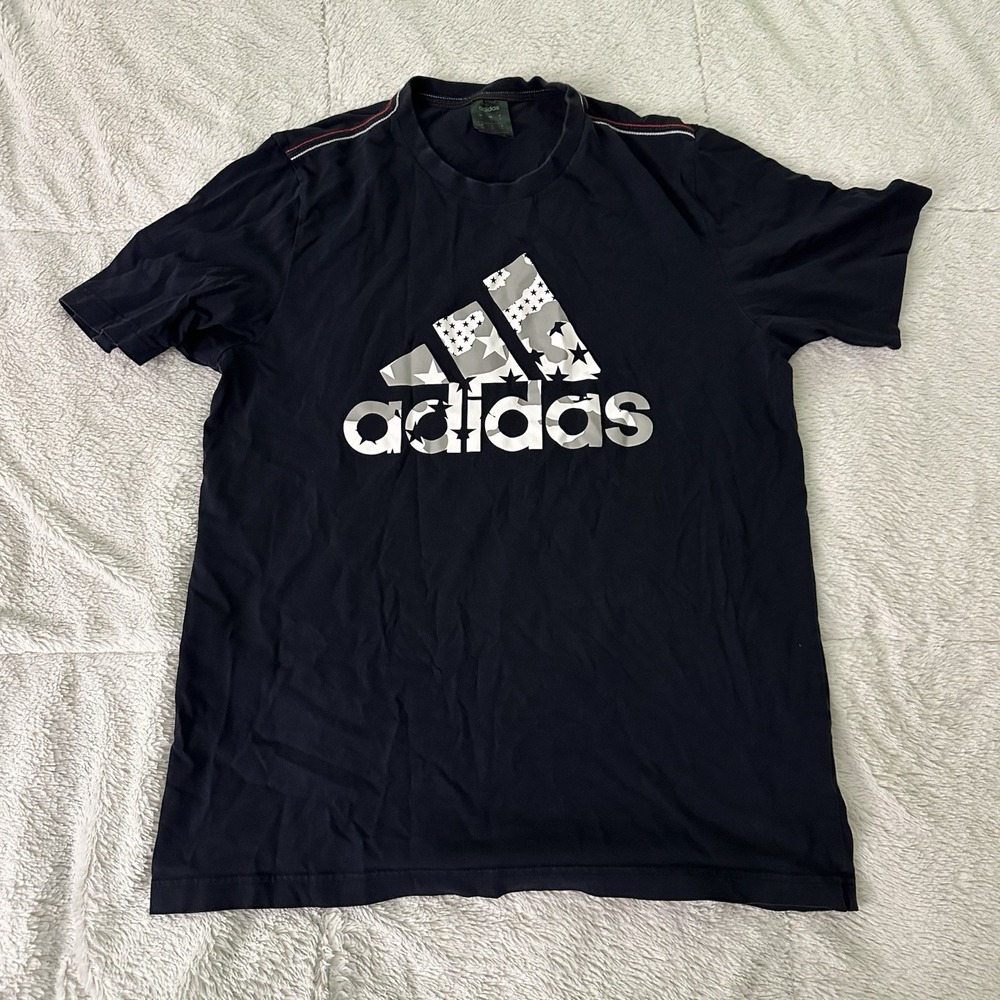 Navy‎ Blue Adidas T Shirt With Camo Pattern Medium